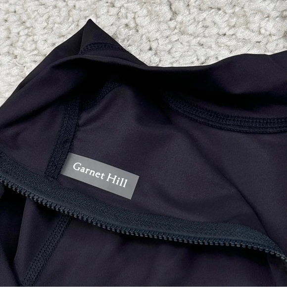 Garnet Hill Signature Rashguard. Mock Neck, Swim Surfing Beach Vacation Medium - Picture 4 of 9